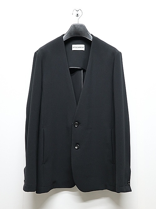 ATTACHMENT�������å�����/PE STRETCH DOUBLE CLOTH COLLARLESS JKT/BLACK