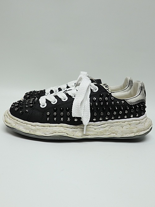 Maison MIHARA YASUHIROCHARLES original sole studded canvas Low-Top sneakers/BLK