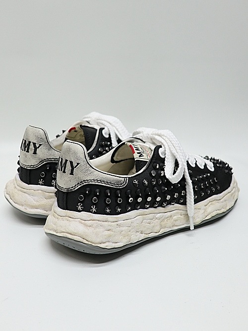 Maison MIHARA YASUHIROCHARLES original sole studded canvas Low-Top sneakers/BLK