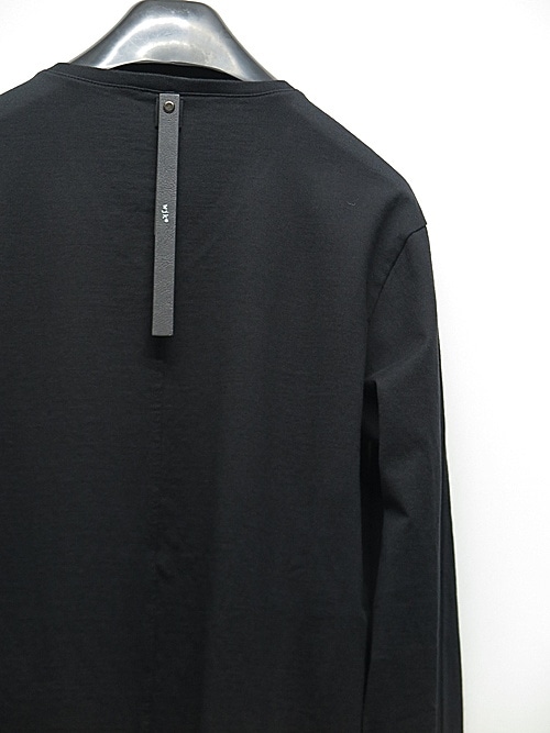 wjk֥른/basic V-neck L/S/black