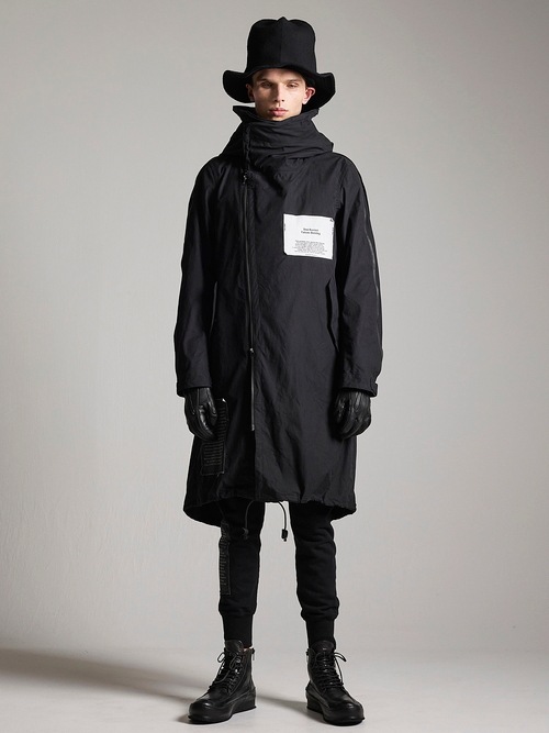 �㴰���nude:masahiko maruyama ���̡���:�ޥ��ҥ��ޥ���/MULTI ZIP MILITARY HOODIE COAT w/PRINTED PATCHES/Beige