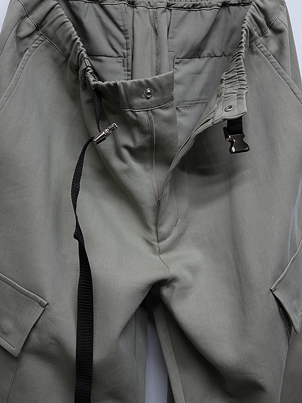 ATTACHMENT�������å�����/CO/TEN POWDERY DOUBLE CROTH EASY CARGO TROUSERS/L.KH GRAY