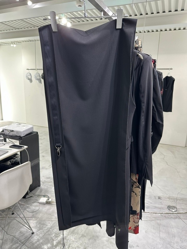 (ͽ���ʡ�9������10������ͽ��/kiryuyrik������奦����奦/PE Gabardine Hip Hung Muffler/Black