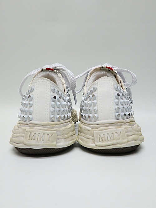 Maison MIHARA YASUHIROPETERSON 23 /Original Sole Studded Paint Canvas Low-Top Sneaker/WHITE