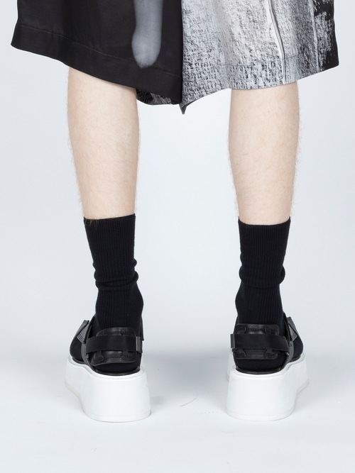 JULIUS����ꥦ��/COW SKIN FOOT WEAR/BK��WHT.