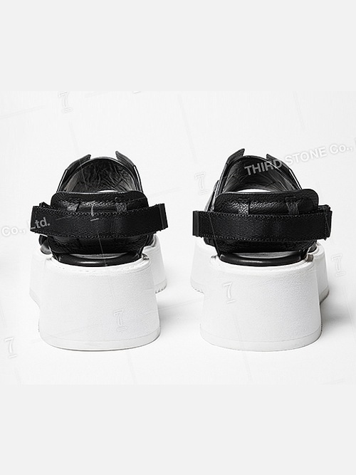 JULIUS����ꥦ��/COW SKIN FOOT WEAR/BK��WHT.