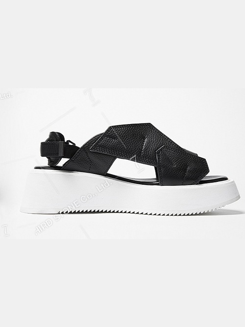 JULIUS����ꥦ��/COW SKIN FOOT WEAR/BK��WHT.