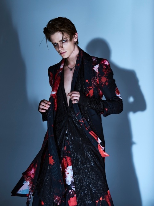 (ͽ���ʡ�5��6������ͽ��/kiryuyrik������奦����奦/Black Flora Gabardine Flare Jacket/Black