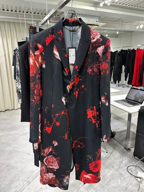 (ͽ���ʡ�5��6������ͽ��/kiryuyrik������奦����奦/Black Flora Gabardine Flare Jacket/Black