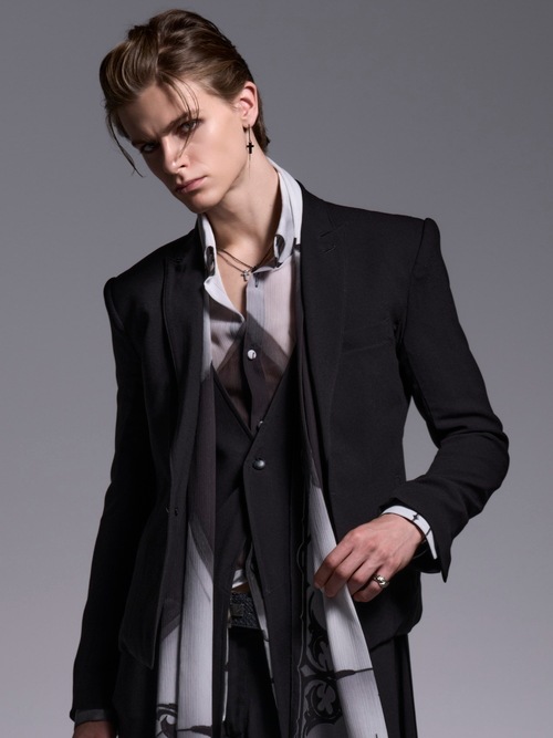 (ͽ���ʡ�5��6������ͽ��/kiryuyrik������奦����奦/Crape Short Peacked Jacket/Black