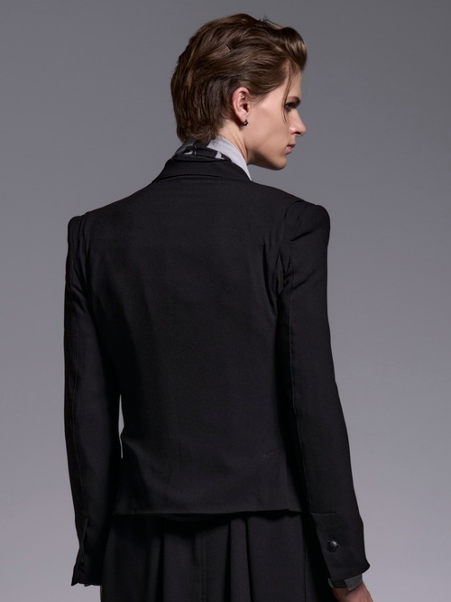 (ͽ���ʡ�5��6������ͽ��/kiryuyrik������奦����奦/Crape Short Peacked Jacket/Black