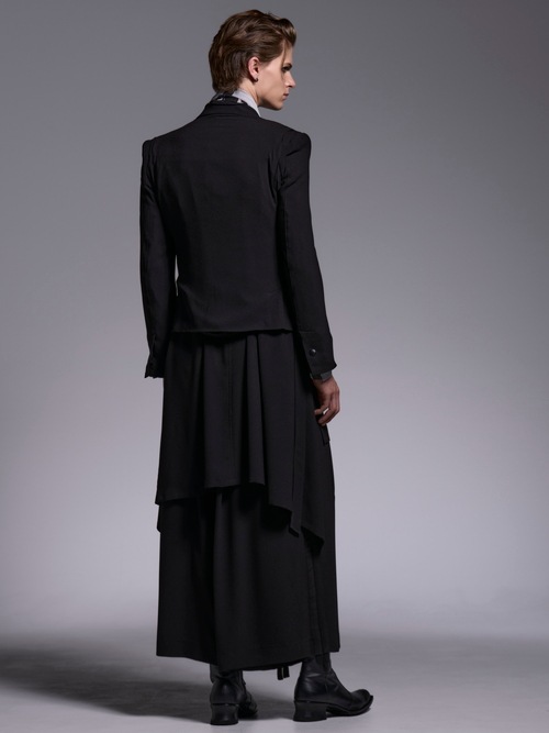 (ͽ���ʡ�5��6������ͽ��/kiryuyrik������奦����奦/Crape Short Peacked Jacket/Black