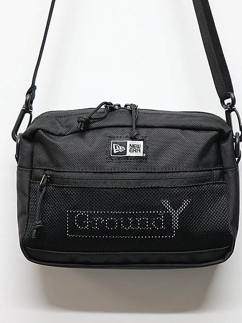 Ground Y�����饦��ɥ磻/NEWERA SHOULDER POUCH L GY LOGO BLK WHT/BLACK