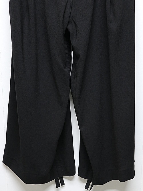 (ͽ���ʡ�5��6������ͽ��/kiryuyrik������奦����奦/Crape Sharring Wide Tuck Slacks/Black