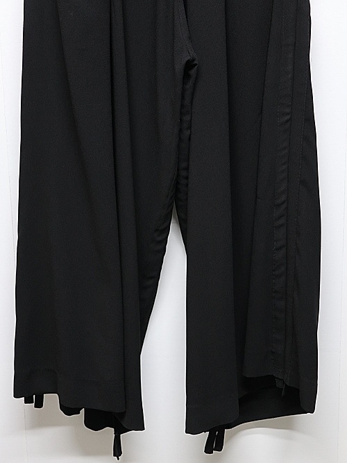 (ͽ���ʡ�5��6������ͽ��/kiryuyrik������奦����奦/Crape Sharring Wide Tuck Slacks/Black