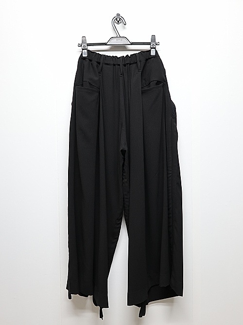 (ͽ���ʡ�5��6������ͽ��/kiryuyrik������奦����奦/Crape Sharring Wide Tuck Slacks/Black