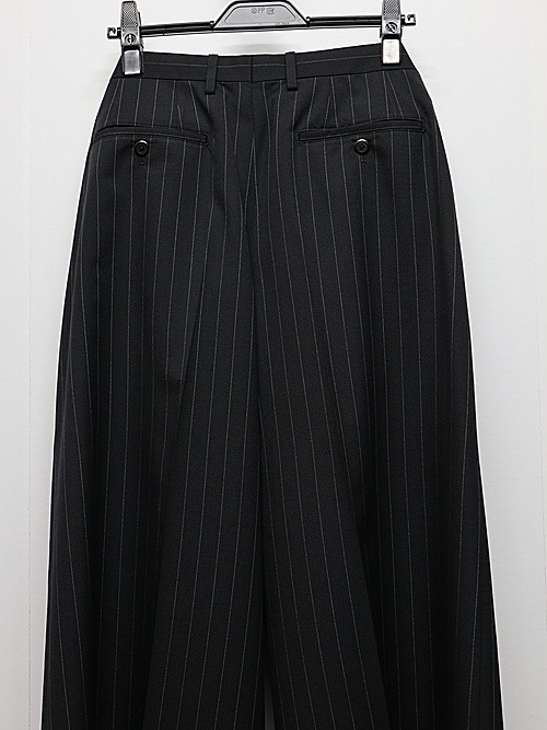 �㴰���LAD MUSICIAN����å� �ߥ塼�������/W/G PINSTRIPE WIDE FLARE SLACKS/BLACK��SPACE WHITE