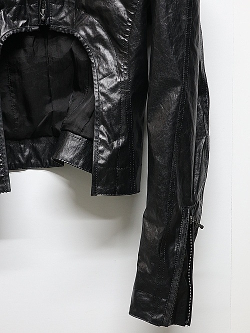 JULIUS����ꥦ��/LAMINATED CLOTH BLOUSON9/BLACK