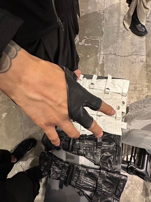 (ͽ����)1��2������ͽ��/JULIUS����ꥦ��/DEER STRETCH SKIN ACCESSORY12/BLACK