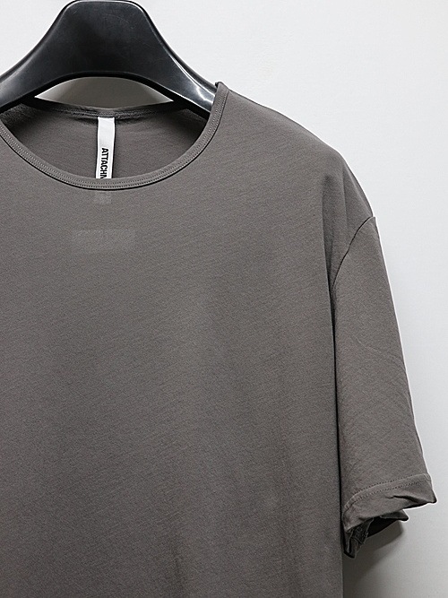 ATTACHMENT�������å�����/100/3 HIGH TWIST JERSEY SLIM FIT S/S TEE/GRAY
