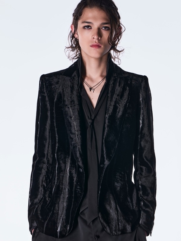 (ͽ���ʡ�10������11������ͽ��/kiryuyrik������奦����奦/TOGE Velvet Peaked Jacket/Black
