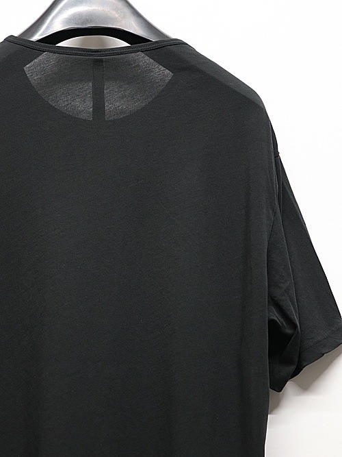 ATTACHMENT�������å�����/100/3 HIGH TWIST JERSEY SLIM FIT S/S TEE/BLACK