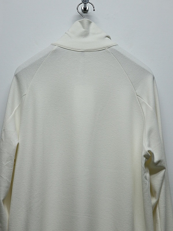 ATTACHMENT�������å�����/VI/PE SMOOTH ZIP-UP HIGHNECK L/S TEE/OFF WHITE