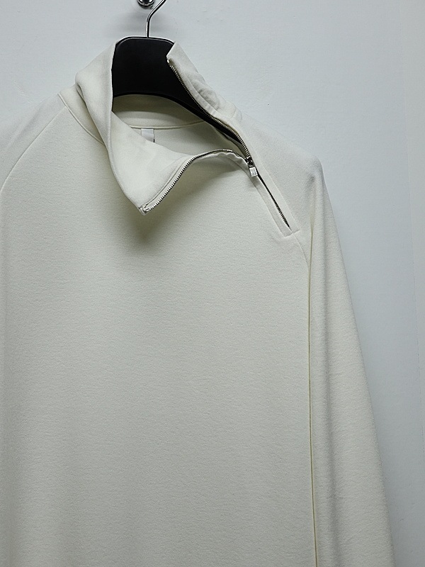 ATTACHMENT�������å�����/VI/PE SMOOTH ZIP-UP HIGHNECK L/S TEE/OFF WHITE
