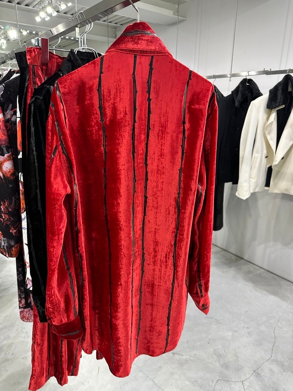 (ͽ���ʡ�10������11������ͽ��/kiryuyrik������奦����奦/TOGE Velvet Shirt/Red