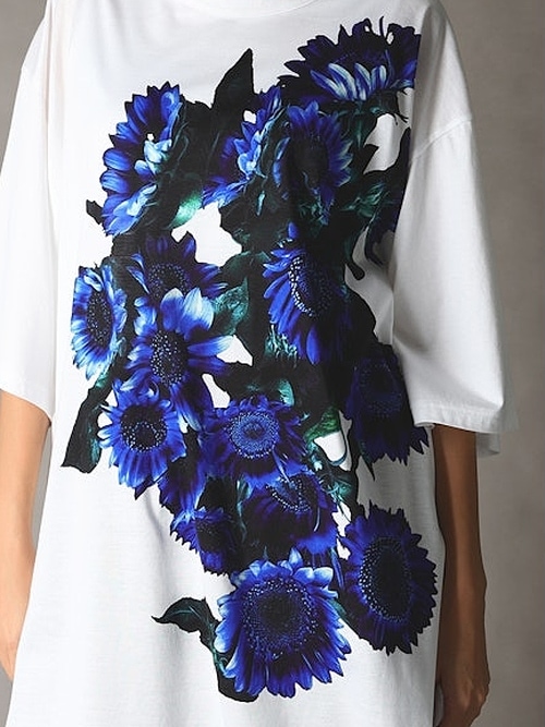 Ground Y�����饦��ɥ磻/JERSEY BLUE FLOWER+30-/COTTON JERSEY ROUND HEM JUMBO SHORT SLEEVED T/WHITE