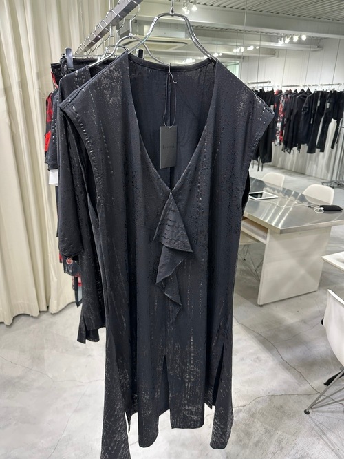 (ͽ���ʡ�5��6������ͽ��/kiryuyrik������奦����奦/HAKU-BEATENJIKU Flare Long Tank Top/Black