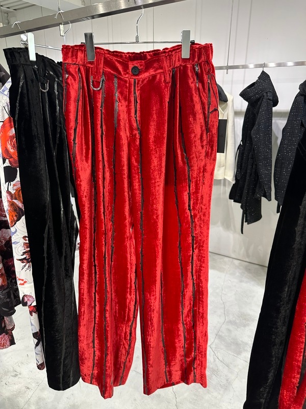 (ͽ���ʡ�10������11������ͽ��/kiryuyrik������奦����奦/TOGE Velvet Wide Slacks/Red