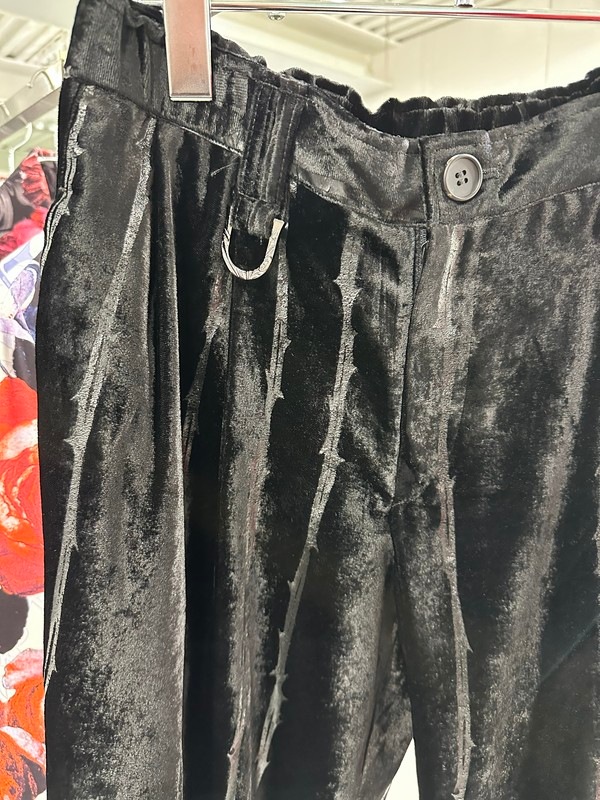 (ͽ���ʡ�10������11������ͽ��/kiryuyrik������奦����奦/TOGE Velvet Wide Slacks/Black