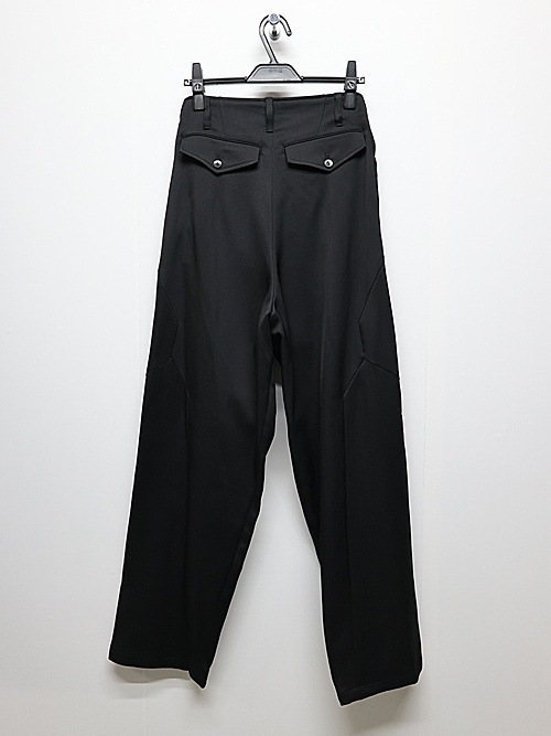 JULIUSꥦ/VISCOSE/WOOL TWILL TROUSERS1/BLACK