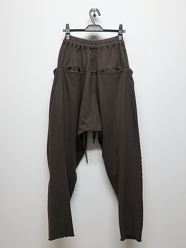 The Viridi-anne���� ������ǥ�����/SWEAT TAPERED PANTS/GRAY