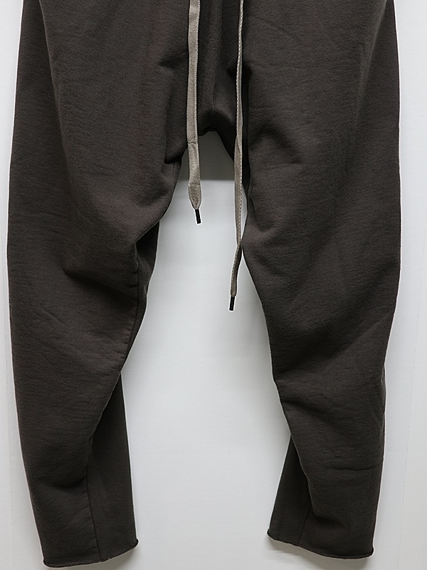 The Viridi-anne���� ������ǥ�����/SWEAT TAPERED PANTS/GRAY