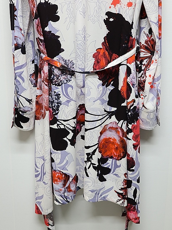 (ͽ���ʡ�10������11������ͽ��/kiryuyrik������奦����奦/Goth Flora Flare Shirt/White