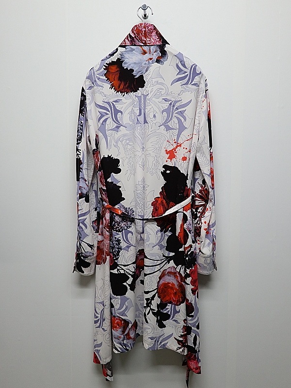 (ͽ���ʡ�10������11������ͽ��/kiryuyrik������奦����奦/Goth Flora Flare Shirt/White