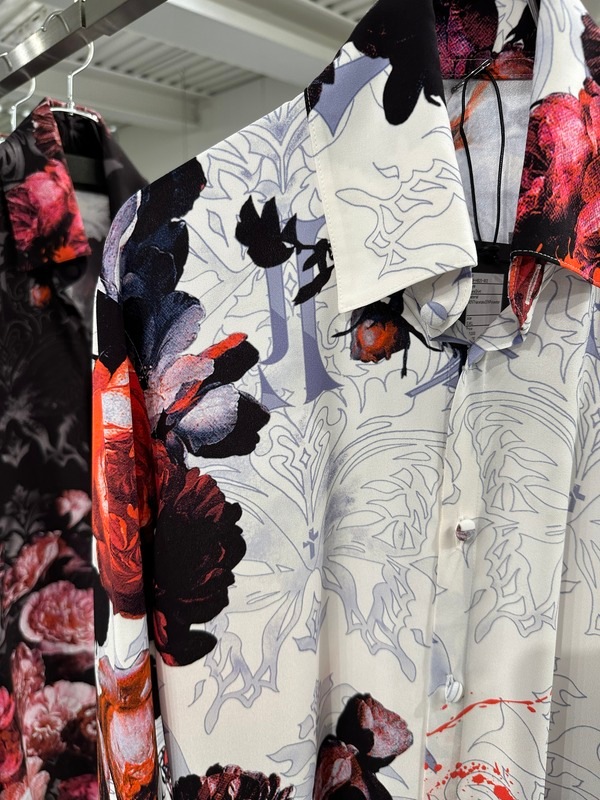 (ͽ���ʡ�10������11������ͽ��/kiryuyrik������奦����奦/Goth Flora Flare Shirt/White