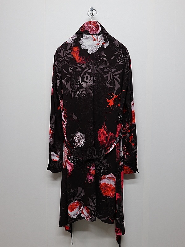 (ͽ���ʡ�10������11������ͽ��/kiryuyrik������奦����奦/Goth Flora Flare Shirt/Black
