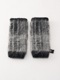 wjk֥른/mohair shaggy knit hand warmer/black check