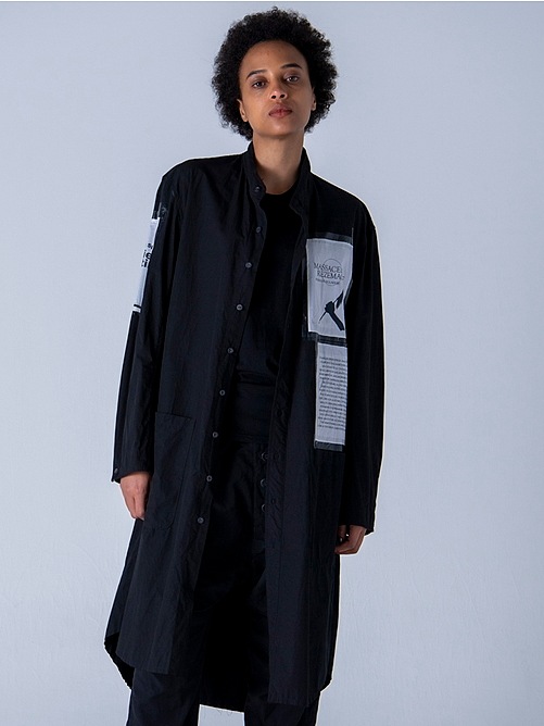 �㴰���nude:masahiko maruyama ���̡���:�ޥ��ҥ��ޥ���/LONG SHIRT COAT WITH MULTI PATCHES (POSTER PRINT)/Black