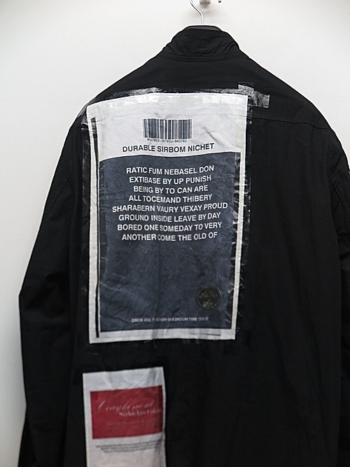 �㴰���nude:masahiko maruyama ���̡���:�ޥ��ҥ��ޥ���/LONG SHIRT COAT WITH MULTI PATCHES (POSTER PRINT)/Black