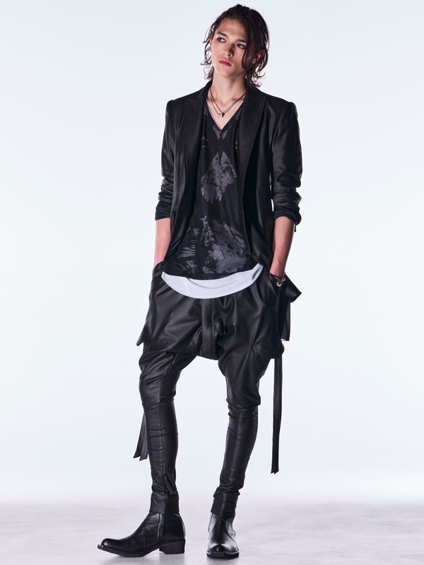 (ͽ���ʡ�10������11������ͽ��/kiryuyrik������奦����奦/Emboss Silley Jersey Layerd Jacket/Black
