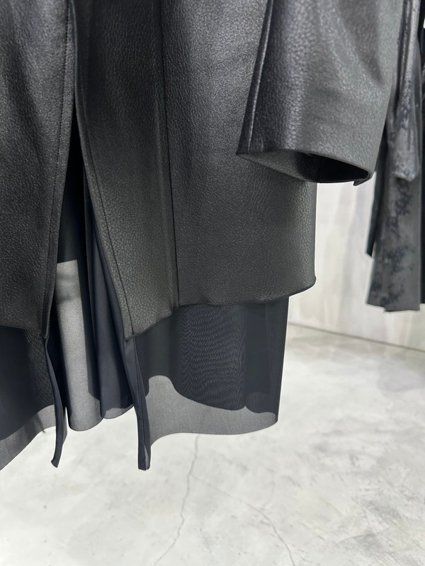 (ͽ���ʡ�10������11������ͽ��/kiryuyrik������奦����奦/Emboss Silley Jersey Layerd Jacket/Black