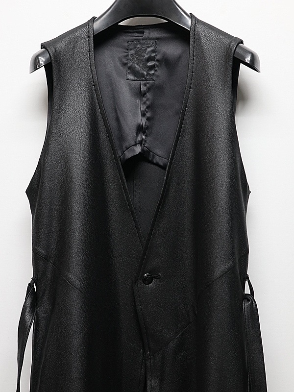 (ͽ���ʡ�10������11������ͽ��/kiryuyrik������奦����奦/Emboss Silley Jersey Flare Vest/Black