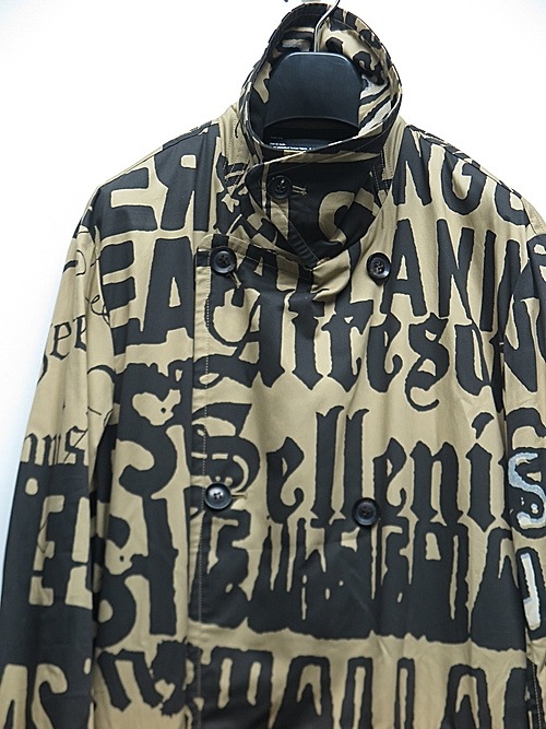 �㴰���nude:masahiko maruyama ���̡���:�ޥ��ҥ��ޥ���/LOGO COLLAGE PRINT TRENCH COAT/Beige-Black