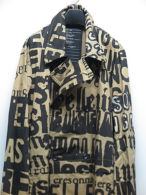 �㴰���nude:masahiko maruyama ���̡���:�ޥ��ҥ��ޥ���/LOGO COLLAGE PRINT TRENCH COAT/Beige-Black