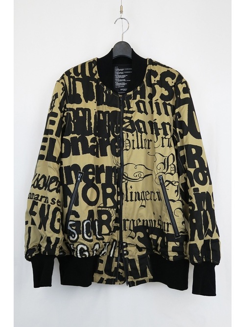 �㴰���nude:masahiko maruyama ���̡���:�ޥ��ҥ��ޥ���/LOGO COLLAGE PRINT OVERSIZED BOMBER JACKET/Beige-Black