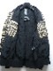 �㴰���nude:masahiko maruyama ���̡���:�ޥ��ҥ��ޥ���/LOGO COLLAGE PRINT OVERSIZED BOMBER JACKET/Beige-Black